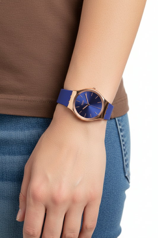 Montre Swatch Swiss Élégante – Cadran Bleu & Boîtier Or Rose | Bracelet Silicone Bleu | DABSHY