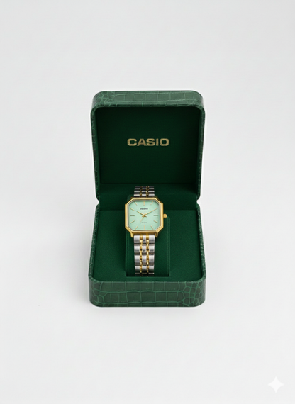 Montre Casio Femme Bicolore Cadran Vert Menthe Texturé - Élégance Octogonale Deux Tons